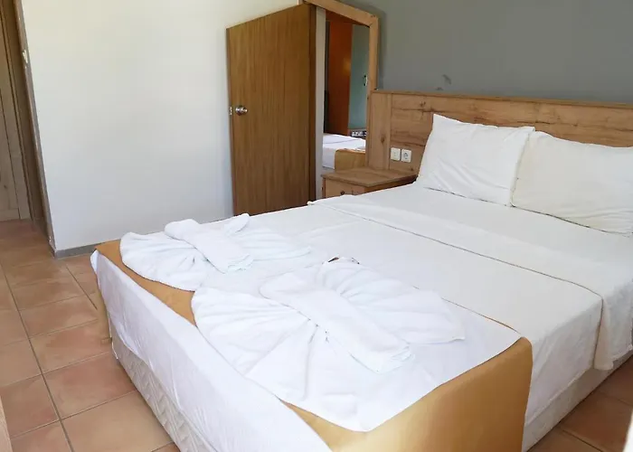 מלון Marcan (adults Only) 3*